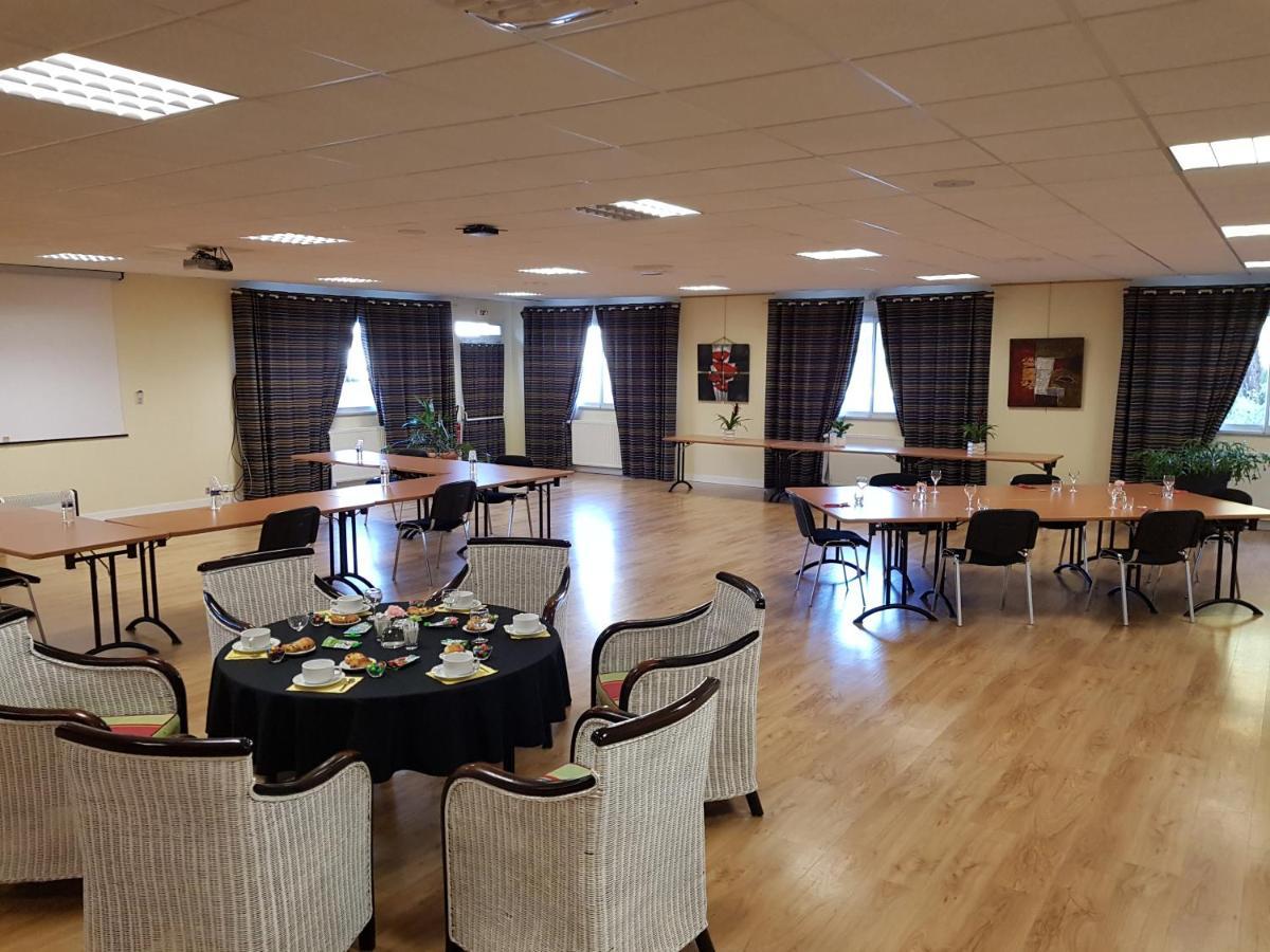 Brit Hotel Essentiel Pontivy Robic 외부 사진