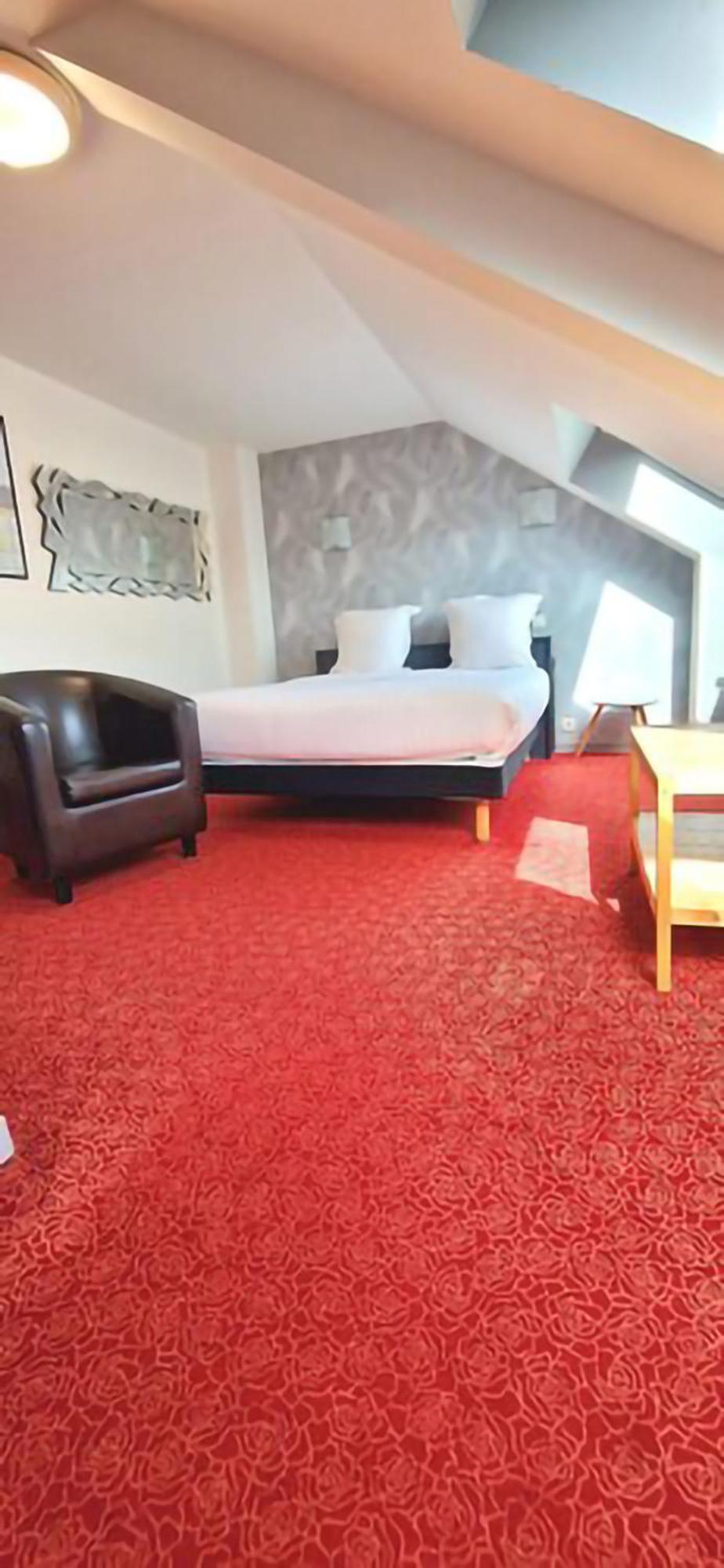 Brit Hotel Essentiel Pontivy Robic 외부 사진
