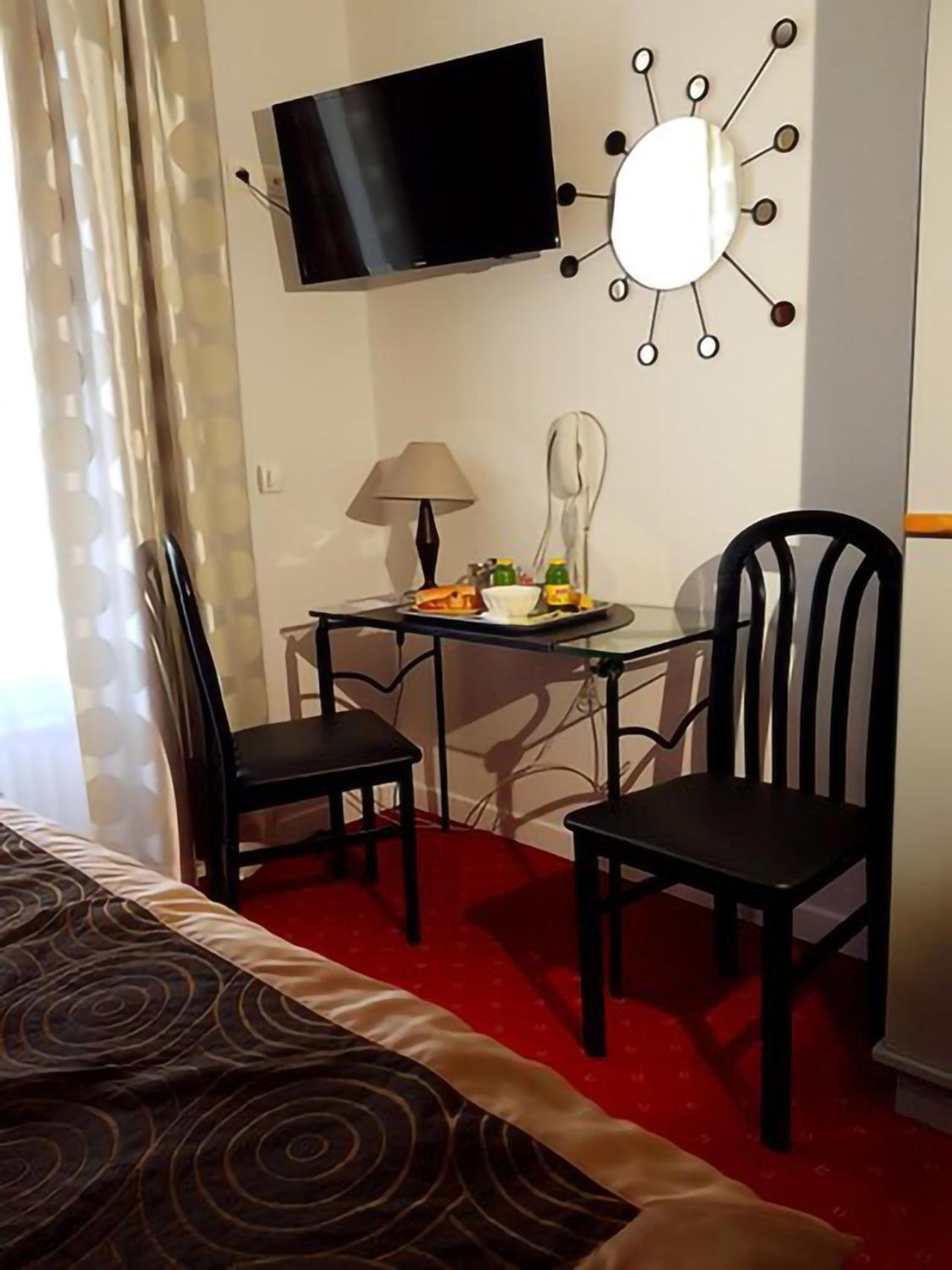 Brit Hotel Essentiel Pontivy Robic 외부 사진
