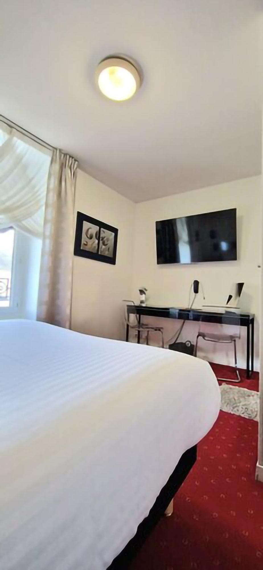 Brit Hotel Essentiel Pontivy Robic 외부 사진