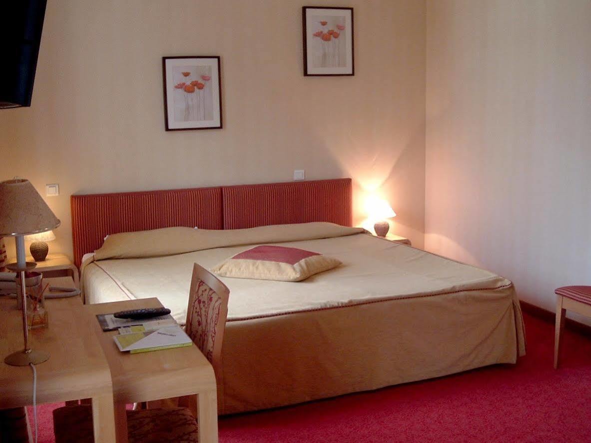 Brit Hotel Essentiel Pontivy Robic 외부 사진