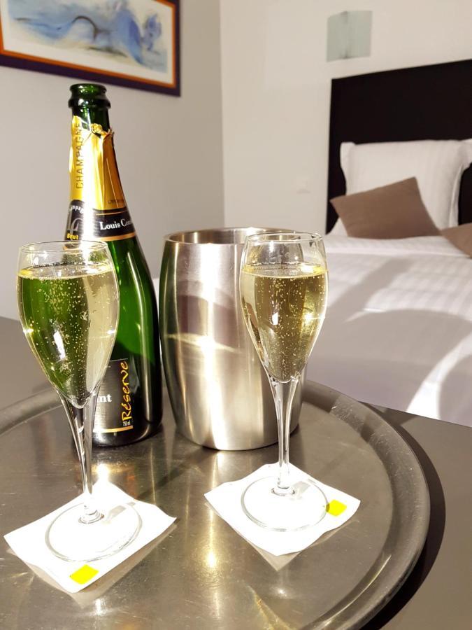 Brit Hotel Essentiel Pontivy Robic 외부 사진
